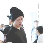 [EXO] 내 <b>옆방</b>에 이분 휴대폰하고있음