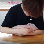 [프로듀스2] <b>학년</b>이가 나 안아줌ㅋㅋ......