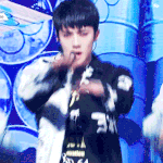 [EXO] 뭐가 더 이뻐보임? <b>보정</b> 다른거