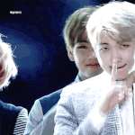 [방탄소년단] <b>태태</b> 손키스