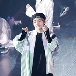 [방탄소년단] 나고야콘에서 지휘하는 <b>태태</b>ㅜㅜ