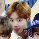 [EXO] <b>지훈이</b> 예쁘다