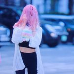 핑크 머리가 세상 잘 어울리는 아이돌