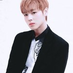 [워너원] 어제오늘 <b>저장</b>한 사진만 거의 80장 되는듯