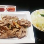 평소엔 내가 <b>특식</b>은 남편이 한 음식