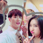 1년째 사귀는중인 <b>보라</b>-필독 아이돌 커플