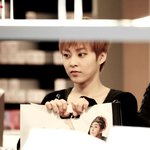 [시우민] 시우민의 손을 보면 알 <b>수</b> 있는게...