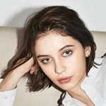 모델 아이리스 로 <b>버버리</b>