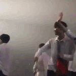 [임영민] 세운이 포옹하는 영민이ㅜㅜㅜㅜ. <b>gif</b>