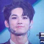[워너원] 남자가<b>화장</b> 진한거