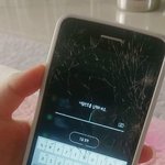 [드루와] 나 어제 폰 <b>개박</b>살남