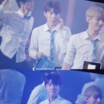[워너원] <b>우진</b>이 사진 보다가 배진영 ㅋㅋㅋㅋㄱ