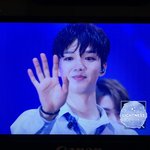 [임영민] <b>이마에</b> 머리카락 붙은거 ㅜㅅㅜ