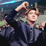 [EXO] 백현이 너무 섹시하지 않음?