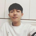 [워너원] 김재환 백현 닮은듯