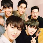 솔직히 <b>객관</b>적으로 봤을때 뉴이스트