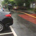 [워너원] ㅅㅂㅋㅋㅋㅋㅋㅋ옆에 일반인 우산의 두<b>배임</b>