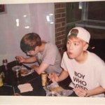 [EXO] 나 지금 머리 조카 아프다 추반 좀