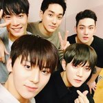 [뉴이스트] 행복총량의<b>법칙</b>이라고 앎?