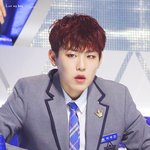 [워너원] 우진이의 신기하고 어색한 손들 보러 들어와