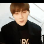 [황민현] 댓글 <b>하나</b>씩이라도 달아줘 ㅠ