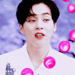 [시우민] 시우민 옆에 붙어서 <b>방해</b>하는 것들