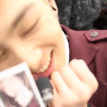 [뉴이스트] 겨우 <b>애교</b>부리고 건진 짤