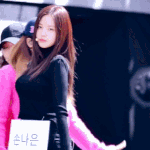<b>손나은</b> 몸매 진짜이쁘다