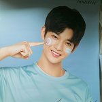 [워너원] <b>진영</b>이포스터 너무이쁘다ㅜ