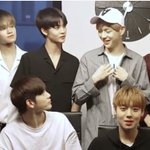 [워너원] 이젠 교복도 <b>사야</b>되는거냐...