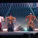 [EXO] 오늘 <b>옷</b>은 준면<b>이</b>가 젤이쁘다