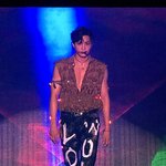 [EXO] 코디 그냥 김종인 몸 믿고 만든옷ㅋㅋ