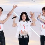 [EXO] <b>와중</b>에 맏형즈랑 선배님 기사사진 분위기