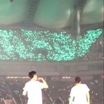 [EXO] 이<b>와중</b>에 저기 발광력 대다나다