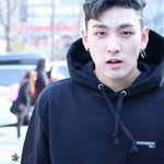 [뉴이스트] 동호 <b>춤선</b>이쁘다ㅠㅜㅠ