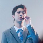 [워너원] 다들 포스터 어떻게 <b>붙임</b>?