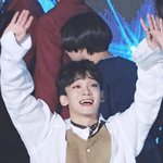 [EXO] 와 ㅅㅂ 같은옷 <b>갭</b>차이