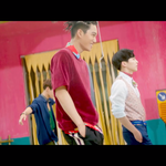 [EXO] 몇명은 <b>팔찌</b>차고 있는거같은데