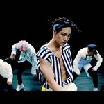 [EXO] <b>김종인</b> 목걸이 화살표 이거