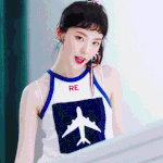 슴<b>콘</b>에서 어린시절 모습 그대로 재현한 아이린