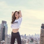 지지 하디드 레깅스 핏 지림