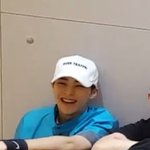 [EXO] ㅅㅂ <b>뷔</b>앱에서 민석이 웃는거봐 ㅠㅠㅠㅠㅠㅠㅠㅠㅠㅠㅠ