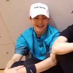 [EXO] 다 <b>뷔</b>앱 보러 갔나 ㅋㅋㅋㅋㅋ