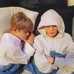 [세븐틴] <b>캐럿</b>떨 어제 누워서하는 라이브