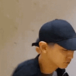 [시우민] 스파이더맨 <b>흉내</b>내는 시우민