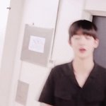 [워너원] 지금 <b>진영</b>이 총 맞은 것처럼 불러서 난리네