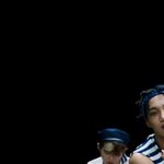 [EXO] 야 ㅆㅂ발 설마이거 블러셔냐?