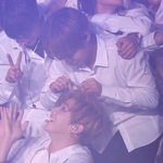 [워너원] 헐 형 <b>비듬</b>이 왜이리 많아 간지