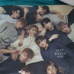[워너원] <b>퍼스트</b>룩 왔다ㅠㅠ