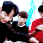 [워너원] 우진이가 개보다 신났다니....